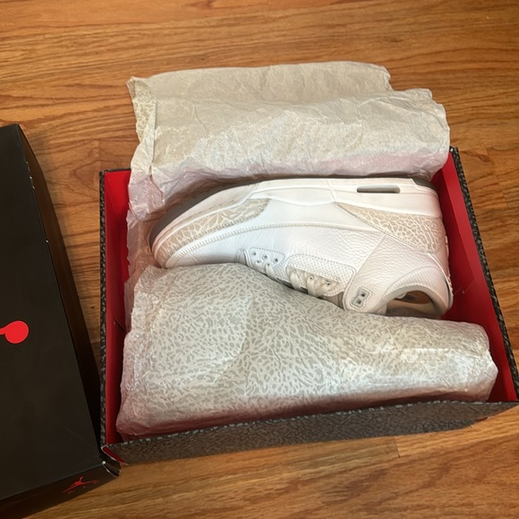 Mens Nike Air Jordan III Retro “Triple White” sz11.5 Desdstock VNDS Good Quality - Picture 12 of 14